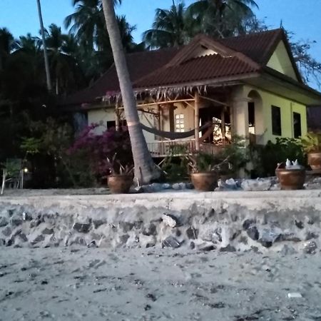 Right On The Beach House Villa Taling Ngam  Bagian luar foto