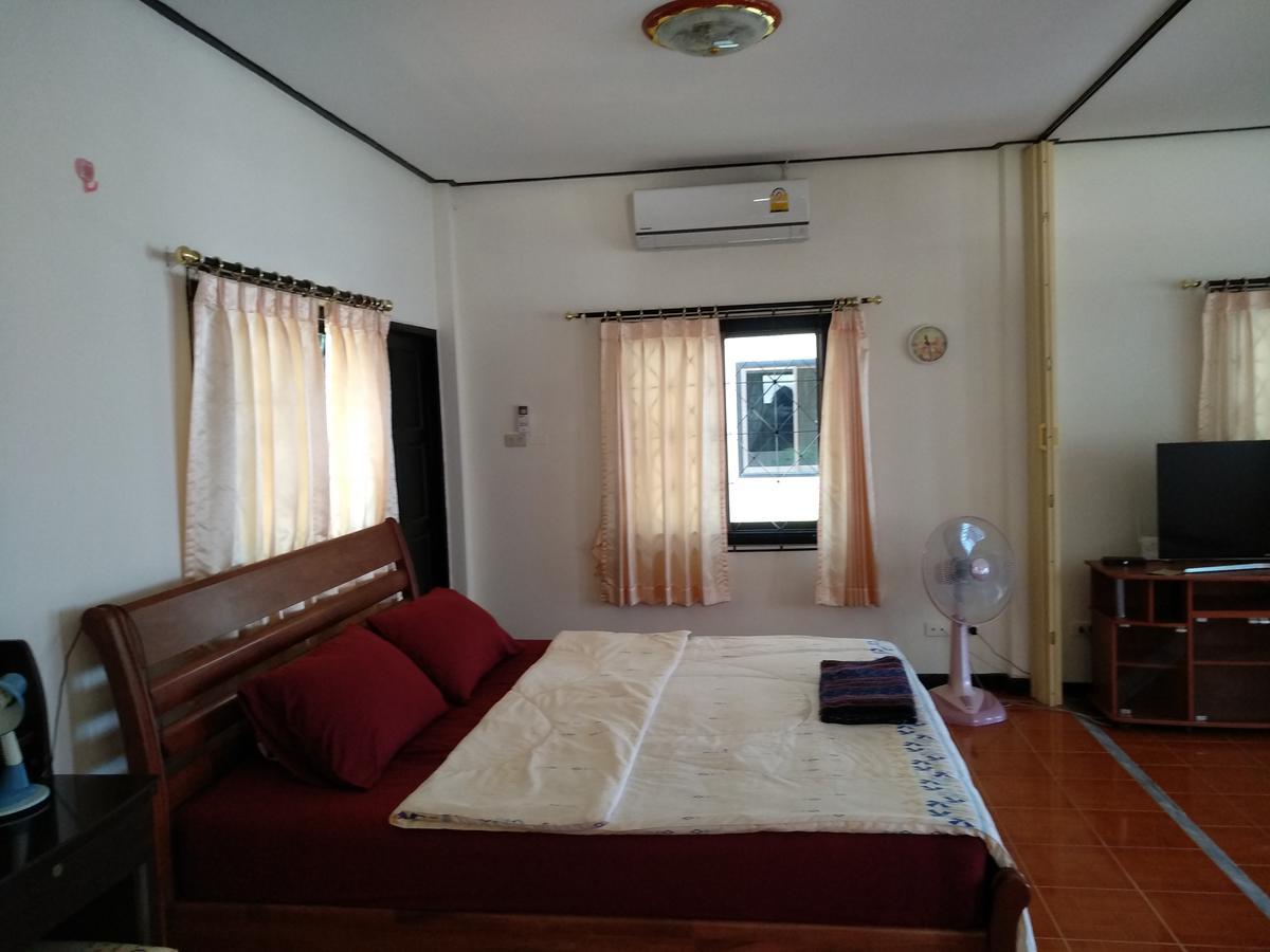 Right On The Beach House Villa Taling Ngam  Bagian luar foto